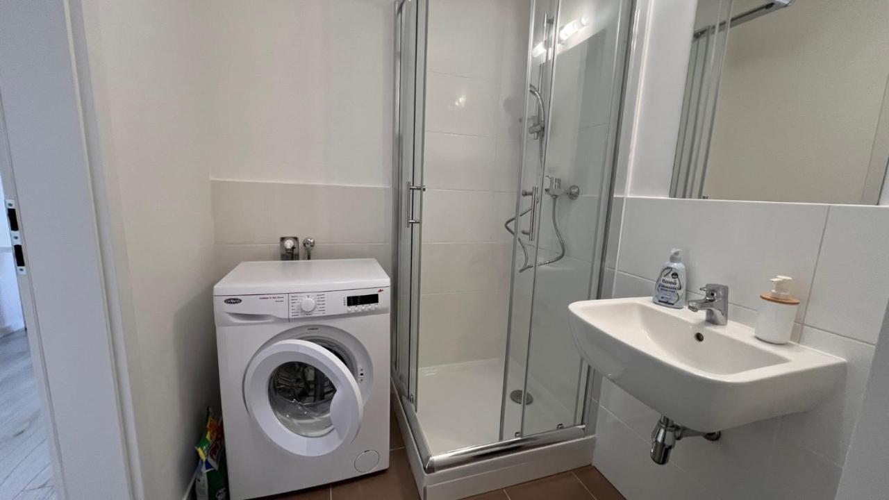 1 Room Apartment With Terrace, Slnecnice Μπρατισλάβα Εξωτερικό φωτογραφία