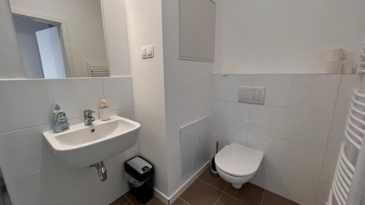 1 Room Apartment With Terrace, Slnecnice Μπρατισλάβα Εξωτερικό φωτογραφία